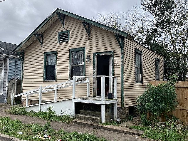 1st image of 2828 Saint Andrew St