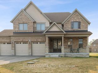 14 Monarch Rd, Quinte West, ON K0K 1L0
