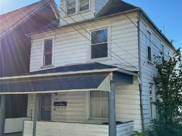 589 5th St, Pitcairn, PA 15140