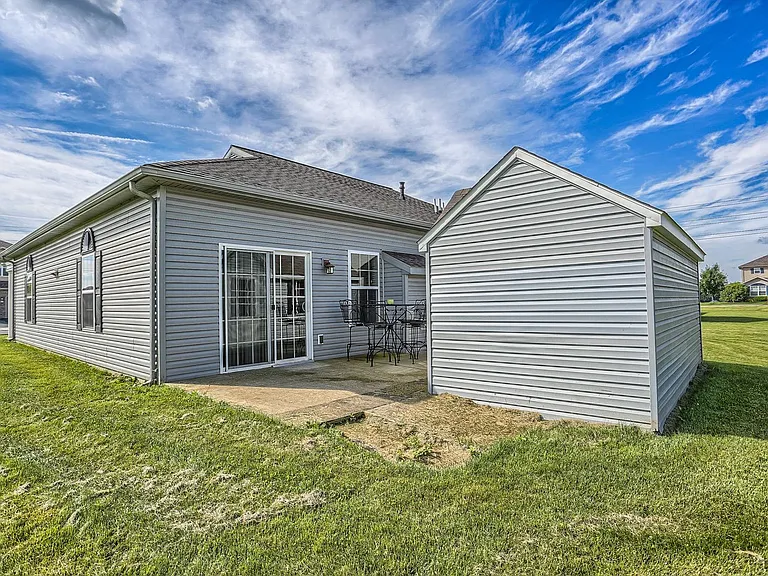 312 Sleepy Hollow Dr — Photo 8