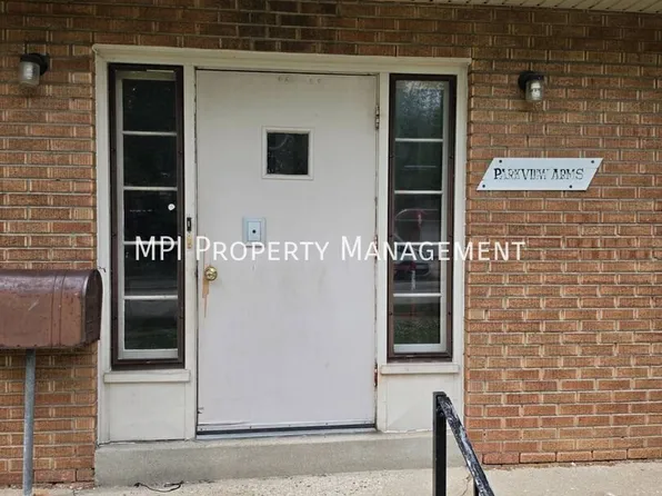 6718 W Warnimont Ave #2, Milwaukee, WI 53220