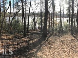 6956 Dee Ln, Murrayville, GA
