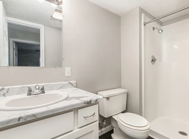 Eastview Apartments — Photo 14