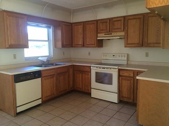 5th image of 224 Hayes Ave NE