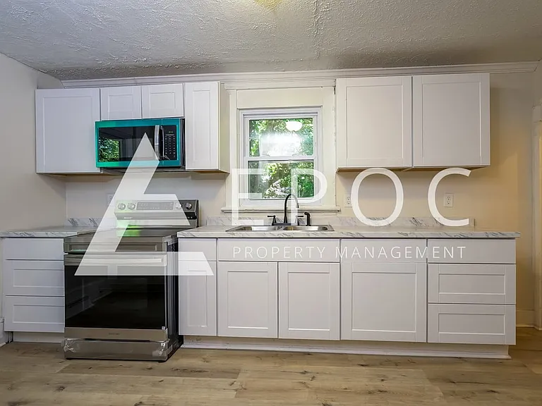 806 Lawsonville Ave — Photo 2