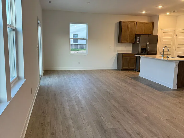 15370 Farrington Way — Photo 20