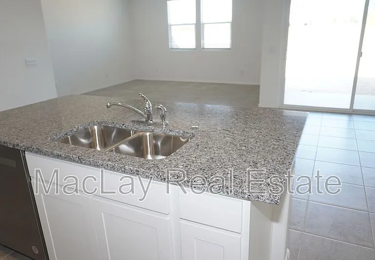 1164 W Chimes Tower Dr — Photo 13