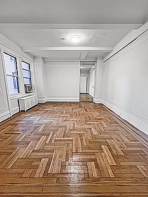 1st image of 240 W 98th St APT 6G
