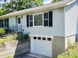 1492 Route 9g, Hyde Park, NY 12538