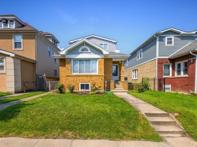 4938 N Central Park Ave, Chicago, IL, 60625