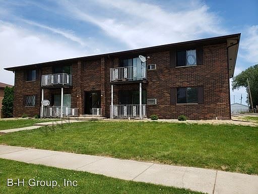 2nd image of 8515 32nd Ave APT 6
