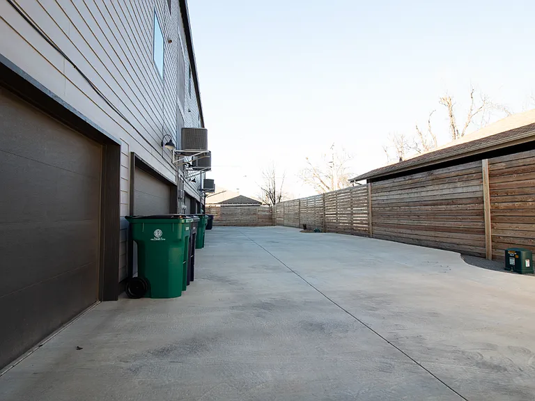 1631 NW 21st St #5 — Photo 21