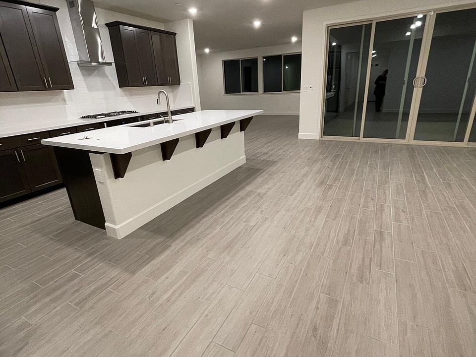 1st image of 3016 Flamenco Way