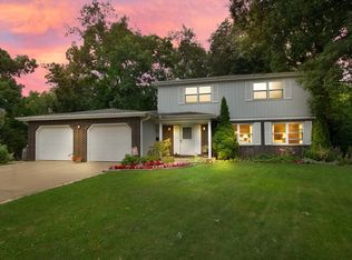 101 Sheridan Ct, Waukegan, IL 60085