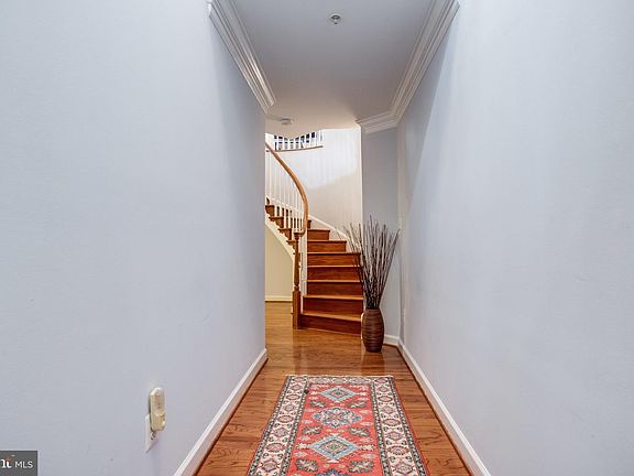 5th image of 7744 Legere Ct #33