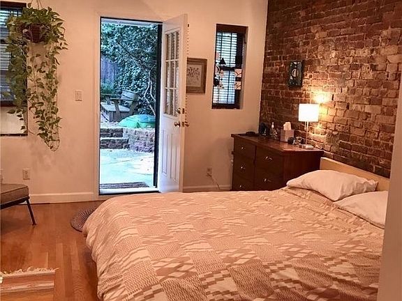2nd image of 205 W 123rd St APT 1