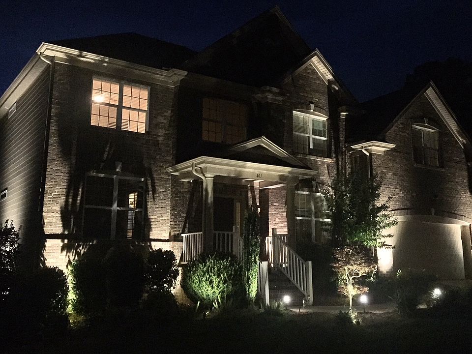 1st image of 401 Cove Creek Loop