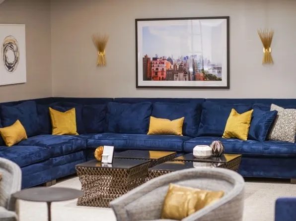 345 East 94th Street image 16 of 25