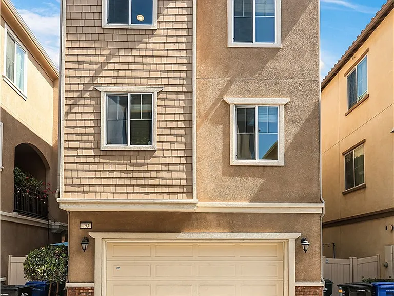 793 Banyan Way — Photo 43