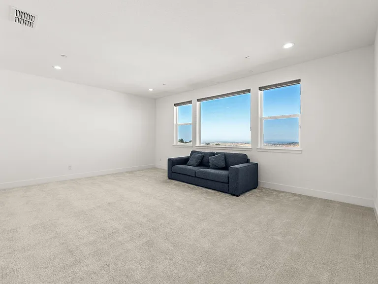 6162 Kings Peak Dr — Photo 27