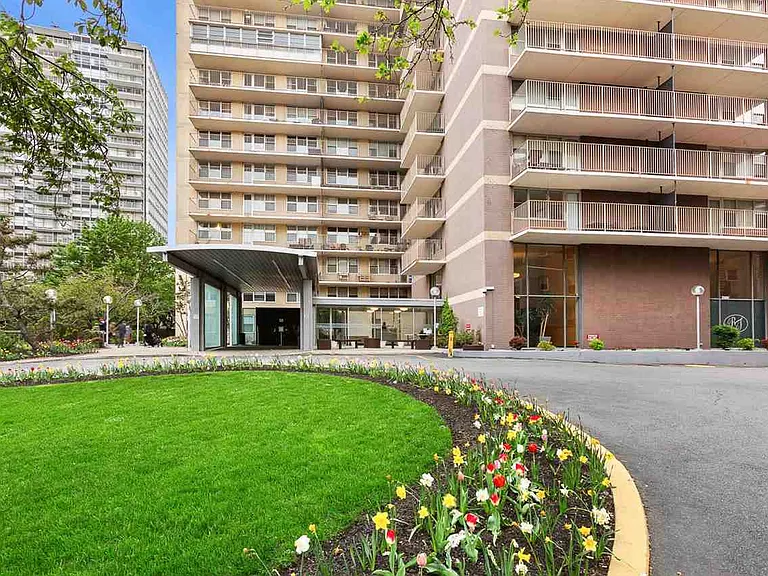 6040 Boulevard East #3L — Photo 11