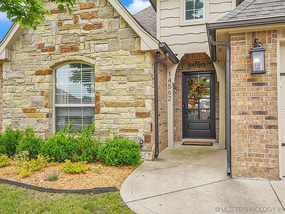 2nd image of 14562 Courtney Dr