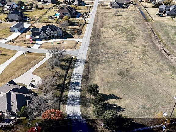 3rd image of 12800 Singleton Dr