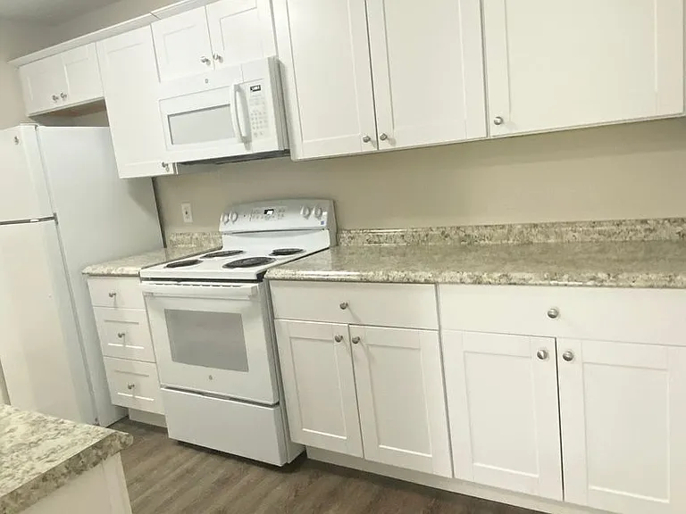 Northgate Apartments — Photo 15