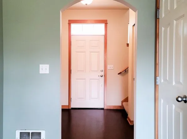 19327 Gadwall Ln NE, Poulsbo, WA 98370