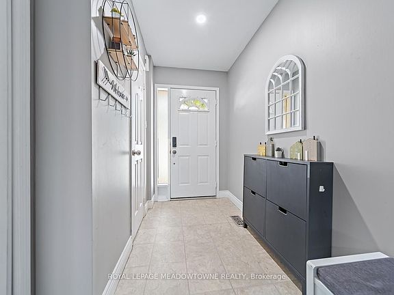5th image of 200 Cresthaven Rd #87
