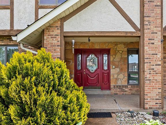 3rd image of 4801 Little Branch Pl