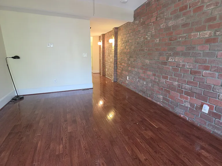 1315 K St SE — Photo 16