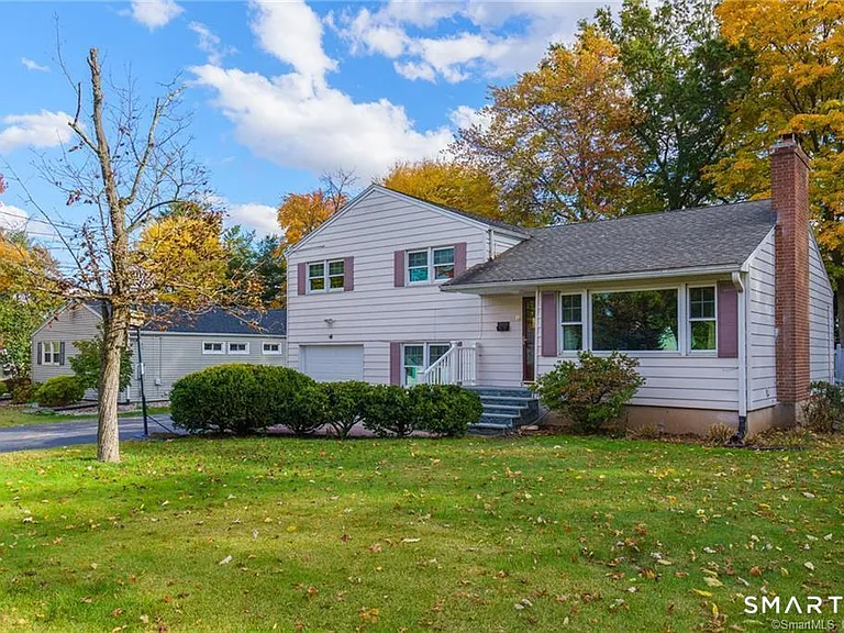 33 Sky View Dr — Photo 3