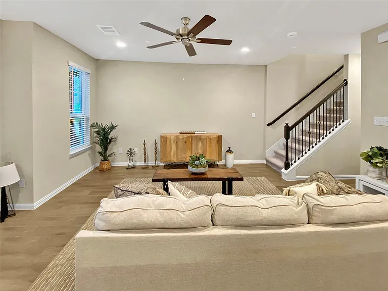 11922 Amber Oak Way — Photo 7