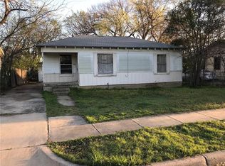 1650 Pine St, Grand Prairie, TX 75050