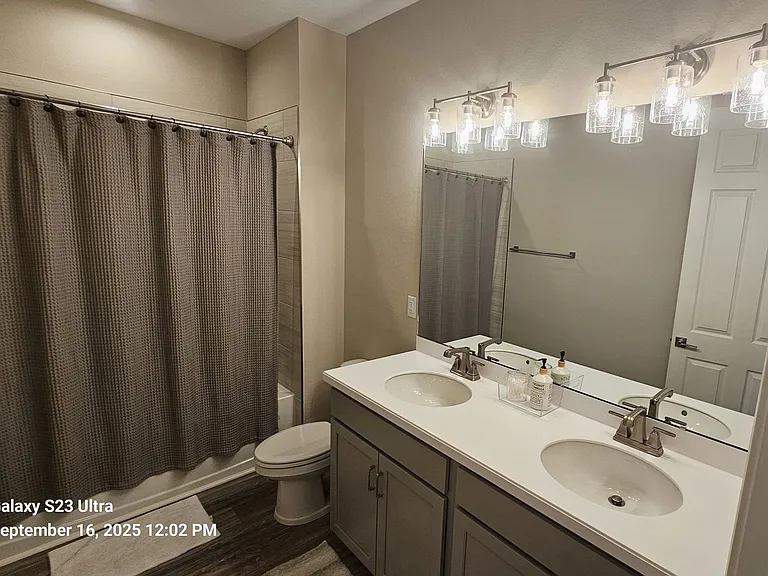 21 Los Lagos Blvd — Photo 23