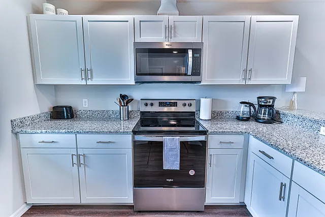 4247 E Taper St — Photo 7