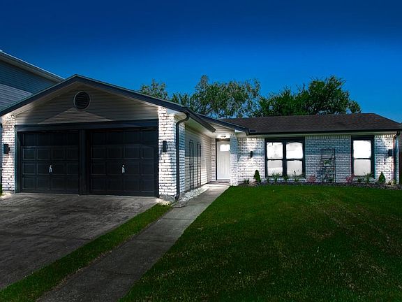 2nd image of 3828 Glenoak Dr