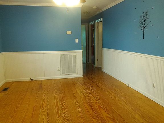 4th image of 435 Belleview Dr SE