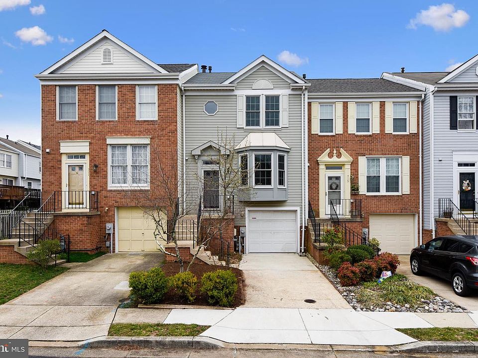 1st image of 713 Dayspring Dr