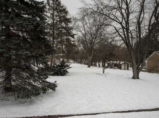 5647 Western Ave, Clarendon Hills, IL 60514