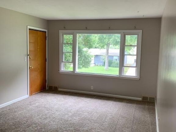 4th image of 3474 S 82nd St APT 4