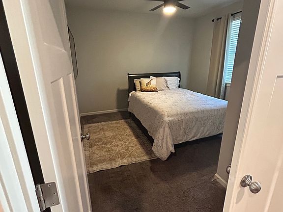4th image of 3725 S 41st Pl