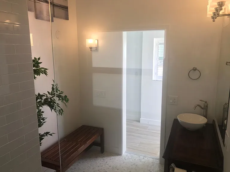 6498 NE 7th Ave #1 — Photo 9