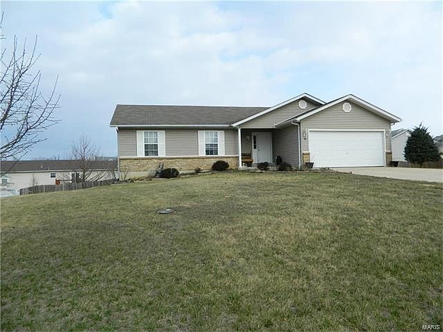 1st image of 36 S Camelot Dr