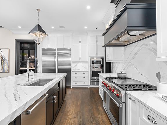 5th image of 6508 Century Oak Ct