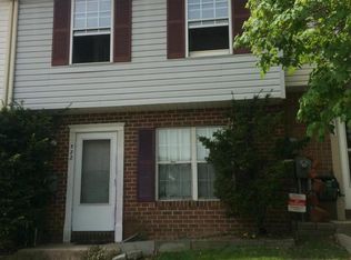 522 Gloucester Ct, Middle River, MD 21220