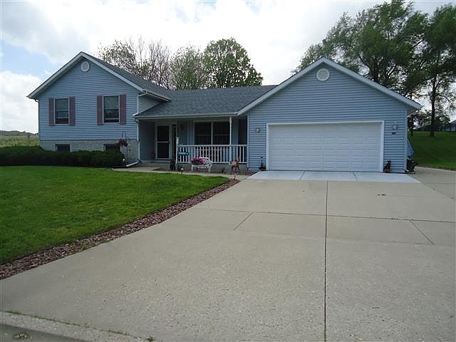 1st image of 2510 Fawn Ln