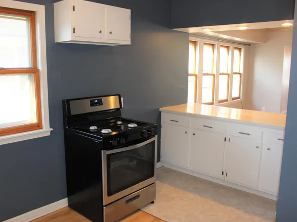 2178 N 57th St, Milwaukee, WI 53208