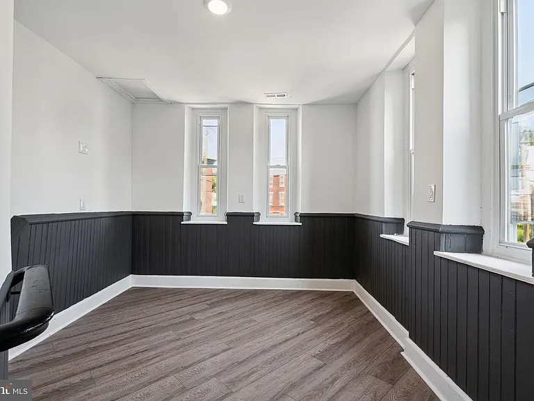 5164 Ridge Ave #3 — Photo 18